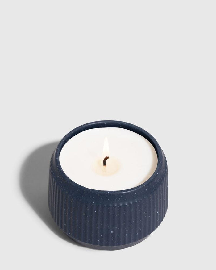 United By Blue INDIGO 14 oz. Ceramic Keepsake Candle - Surf