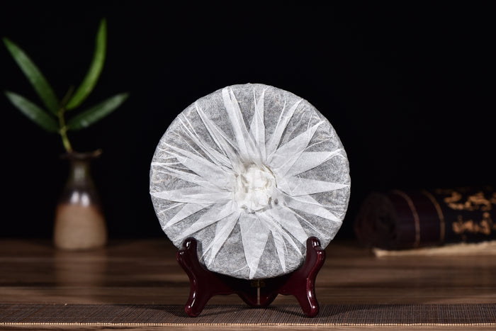 2017 Yunnan Sourcing "Autumn Man Song" Yi Wu Old Arbor Raw Pu-erh Tea Cake | Yunnan Sourcing Tea Shop