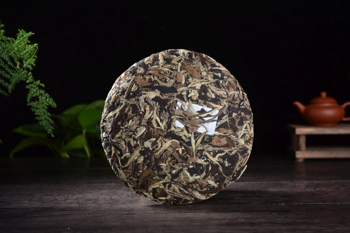 2018 Zu Xiang "Wu Liang Moonlight White" Organic Tea Cake | Yunnan Sourcing Tea Shop
