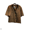 Blouse Short Sleeve By Clothes Mentor In Animal Print, Size: M